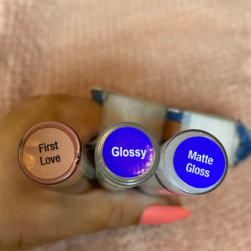 Lipsense - Picture 3 of 3